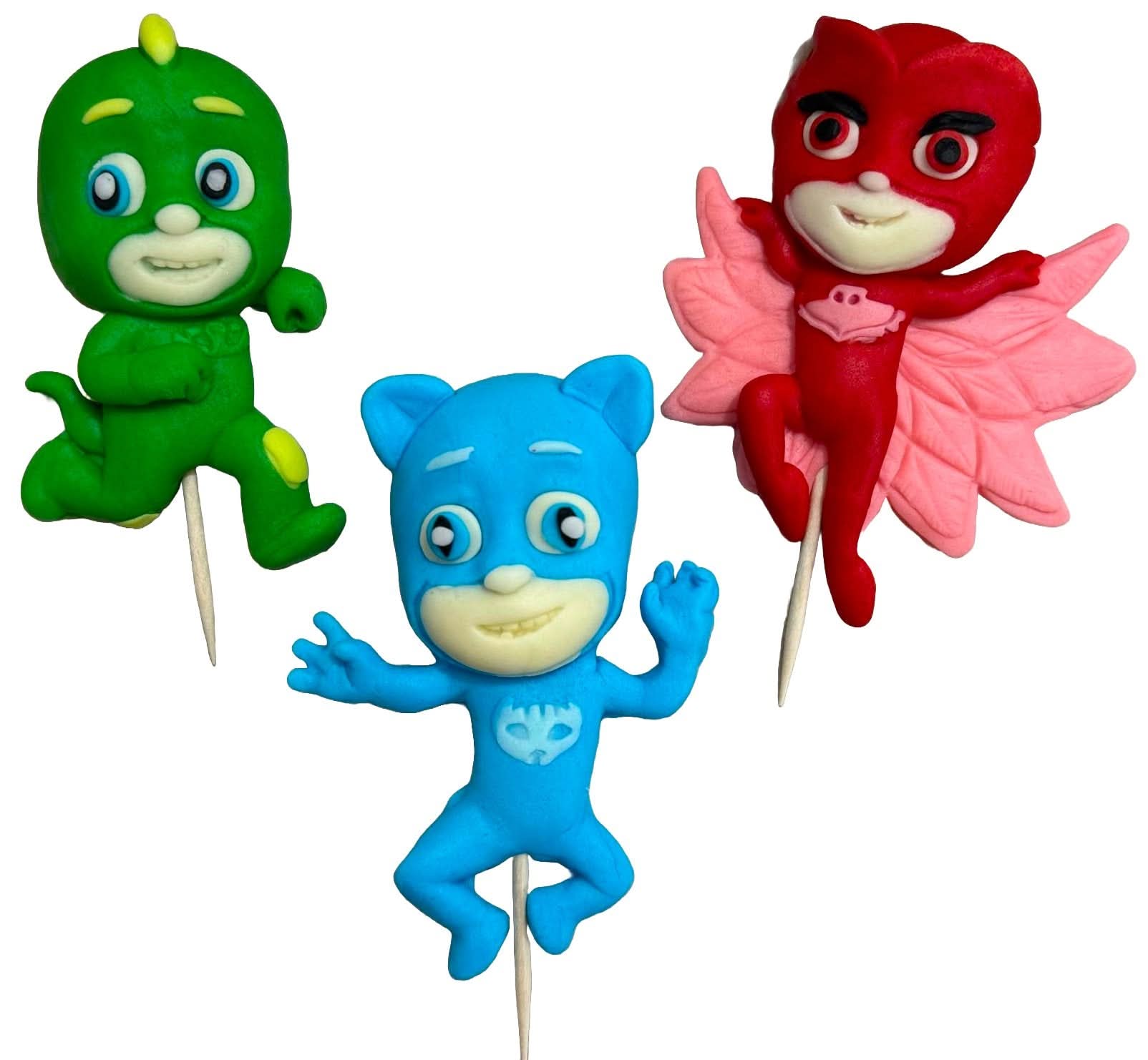 Set 3 decoratiuni comestibile din zahar, Eroi in pijama Decoratiuni din Pasta de Zahar Nati Shop